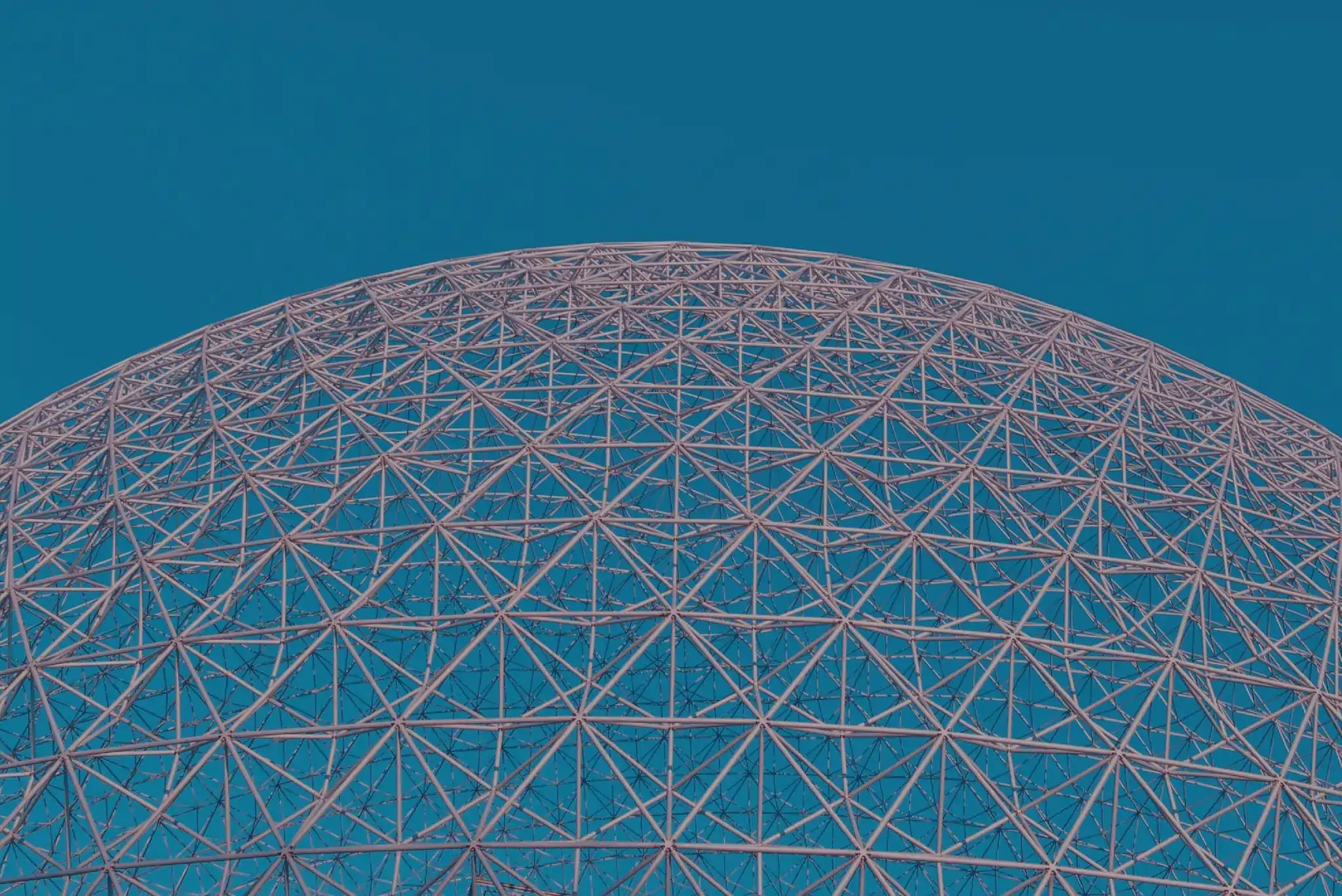 Premium FRP and GRP molded gratings in Saudi Arabia for various industrial applications.